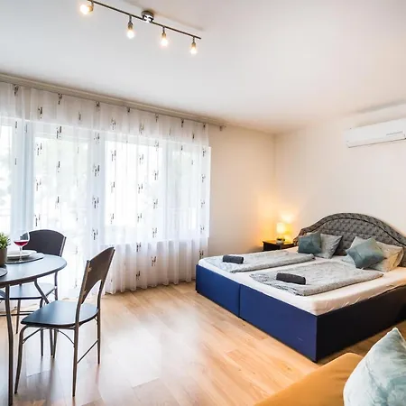 Siesta Sziget - Balaton-parti Appartement *