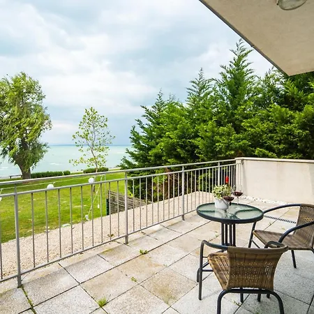 Apartament Siesta Sziget - Balaton-parti Siófok
