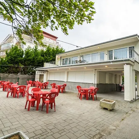 Siesta Sziget - Balaton-parti Apartament Siófok