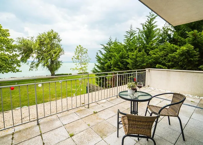 Siesta Sziget - Balaton-parti Apartment Siofok